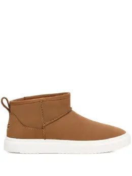 UGG: Коричневые ботинки 