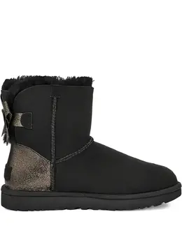 UGG: Чёрные ботинки  Mini Bailey