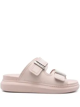 Alexander McQueen: Розовые сандалии 
