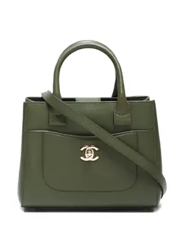 CHANEL Pre-Owned: Сумка цвета хаки 