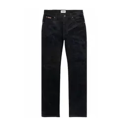 Wrangler: Чёрные джинсы 