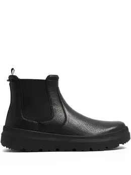 UGG: Чёрные ботинки 