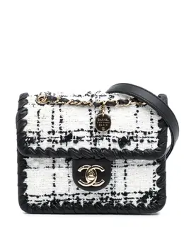 CHANEL Pre-Owned: Чёрная сумка через плечо 