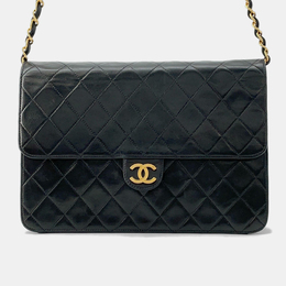 Chanel: Чёрная сумка 