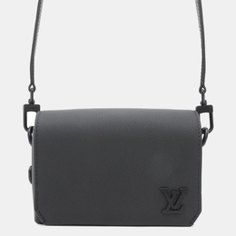Louis Vuitton: Чёрный кошелёк 