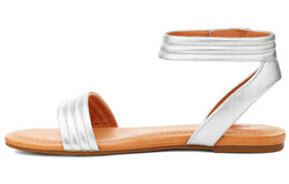 UGG: Сандалии 