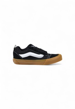 Vans: Чёрные кроссовки 
