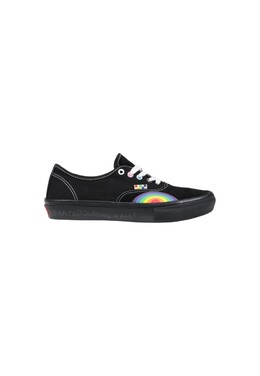 Vans: Чёрные кроссовки 