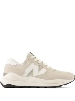 New Balance: Светлые кроссовки  57/40