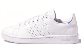 Adidas: Белые кроссовки  Advantage