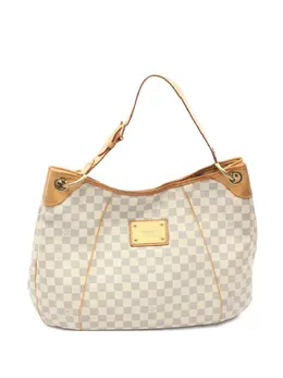 Louis Vuitton Pre-Owned: Белая сумка 