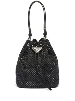 Prada: Серебристая сумка 