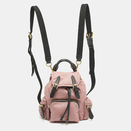 Burberry: Розовый рюкзак 