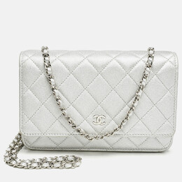 Chanel: Серебристый кошелёк 