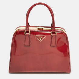 Prada: Красная сумка 