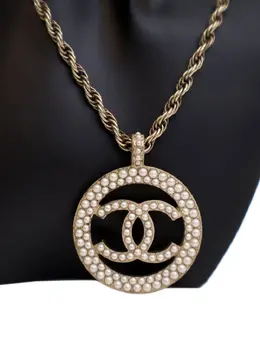 CHANEL Pre-Owned: Подвеска 