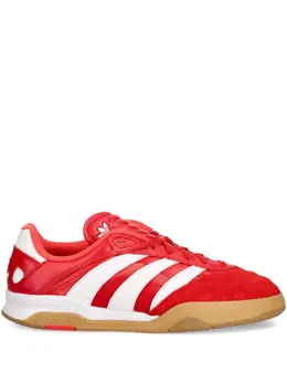 adidas: Яркие кроссовки  Predator