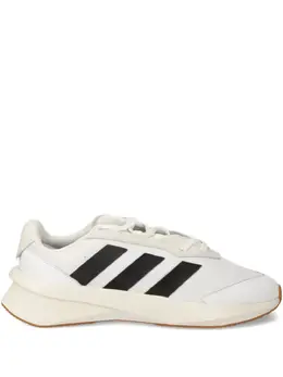 adidas: Белые кроссовки 