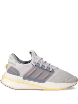 adidas: Светлые кроссовки  X