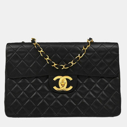 Chanel: Чёрная сумка 