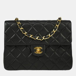 Chanel: Чёрная сумка 