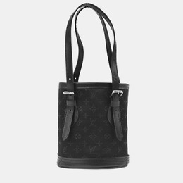 Louis Vuitton: Чёрная сумка 