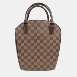 Louis Vuitton: Коричневая сумка 