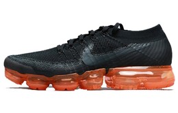 Nike: Кроссовки  Vapormax