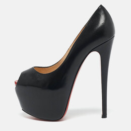 Christian Louboutin: Чёрные туфли 
