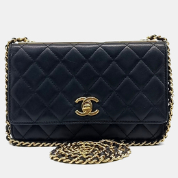 Chanel: Чёрная сумка через плечо 