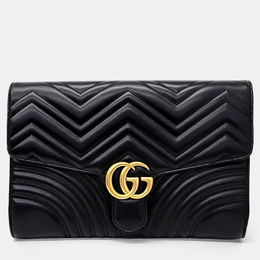 Gucci: Чёрный клатч  Marmont