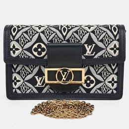 Louis Vuitton: Чёрный кошелёк 