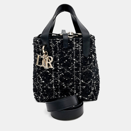 Dior: Чёрная сумка 