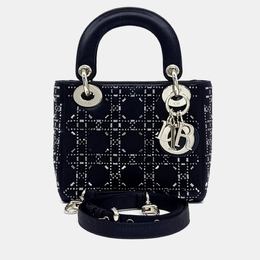 Dior: Чёрная сумка 