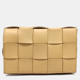 Bottega Veneta: Бежевая сумка  Cassette