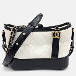 Chanel: Чёрная сумка 
