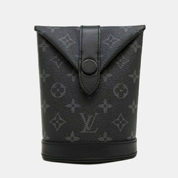 Louis Vuitton: Чёрная сумка 