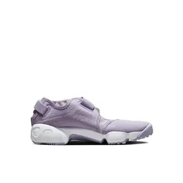 NIKE: Фиолетовые кеды 
