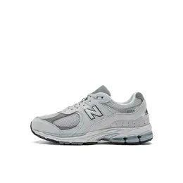 New Balance: Серые кеды  2002R