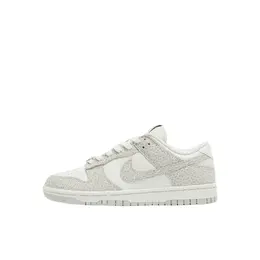 NIKE: Серые кеды 