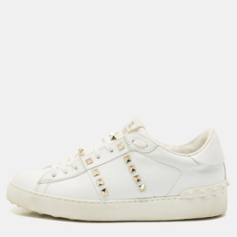 Valentino: Белые кроссовки  Rockstud Untitled