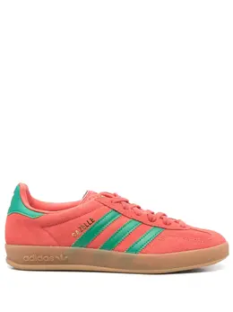 adidas: Розовые кроссовки  Gazelle