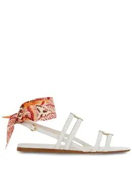 Ferragamo: Белые сандалии  Vara