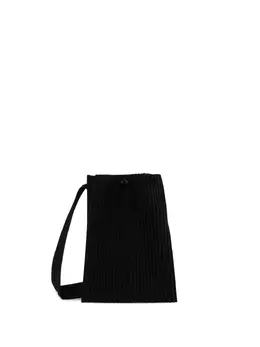 Issey Miyake: Чёрная сумка 