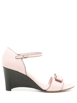 Ferragamo: Розовые сандалии  Vara Bow