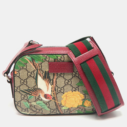 Gucci: Красная сумка через плечо  GG Supreme