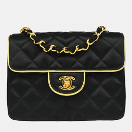 Chanel: Чёрная сумка 