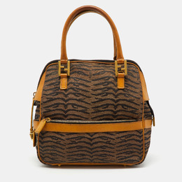 Fendi: Тёмная сумка 