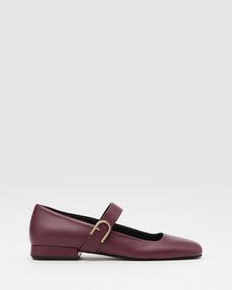 FURLA: Бордовые туфли 