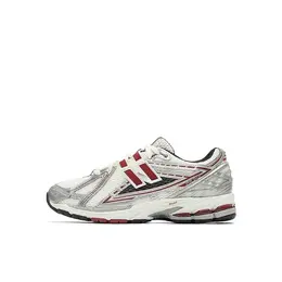 New Balance: Красные кеды 